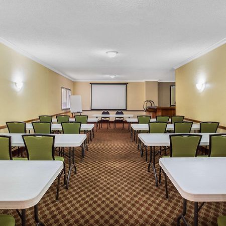 Baymont By Wyndham Tehachapi Hotel Exterior photo